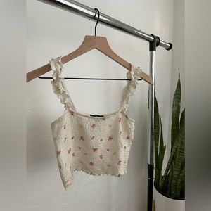 White floral ruffle strap cropped tank top